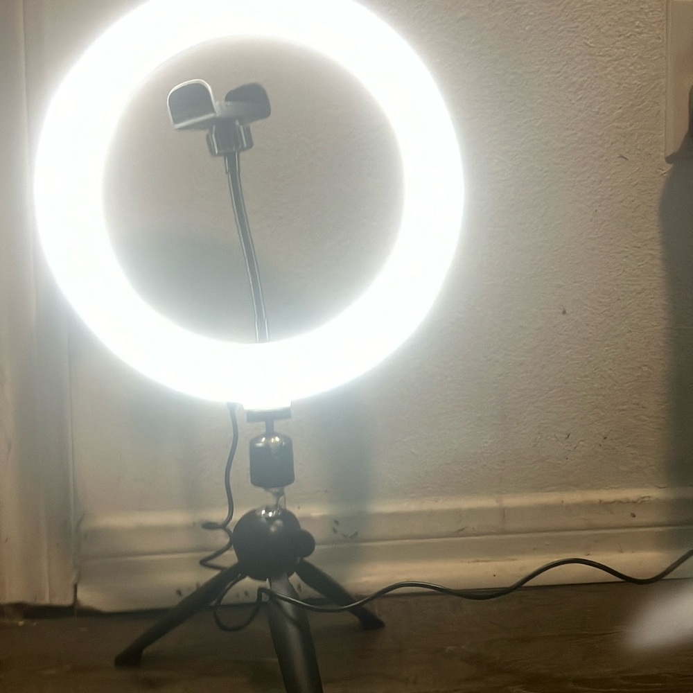 Black and White Film Photography Ring Light with Tripod